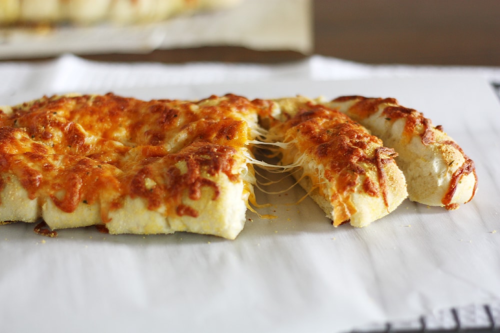 stuffed cheesy bread slices