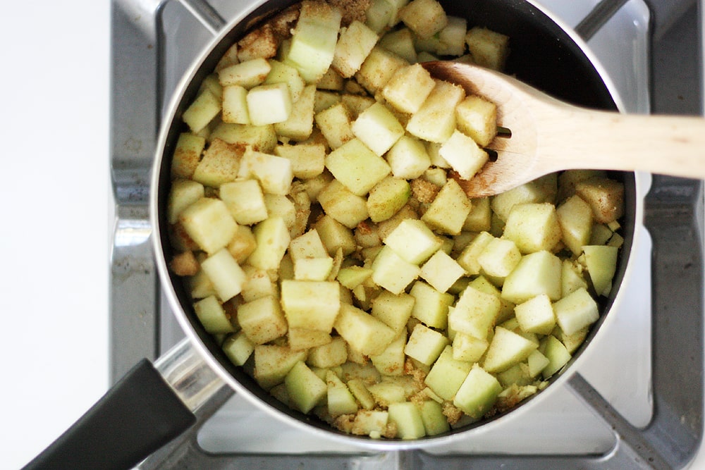 cooking apples in pan