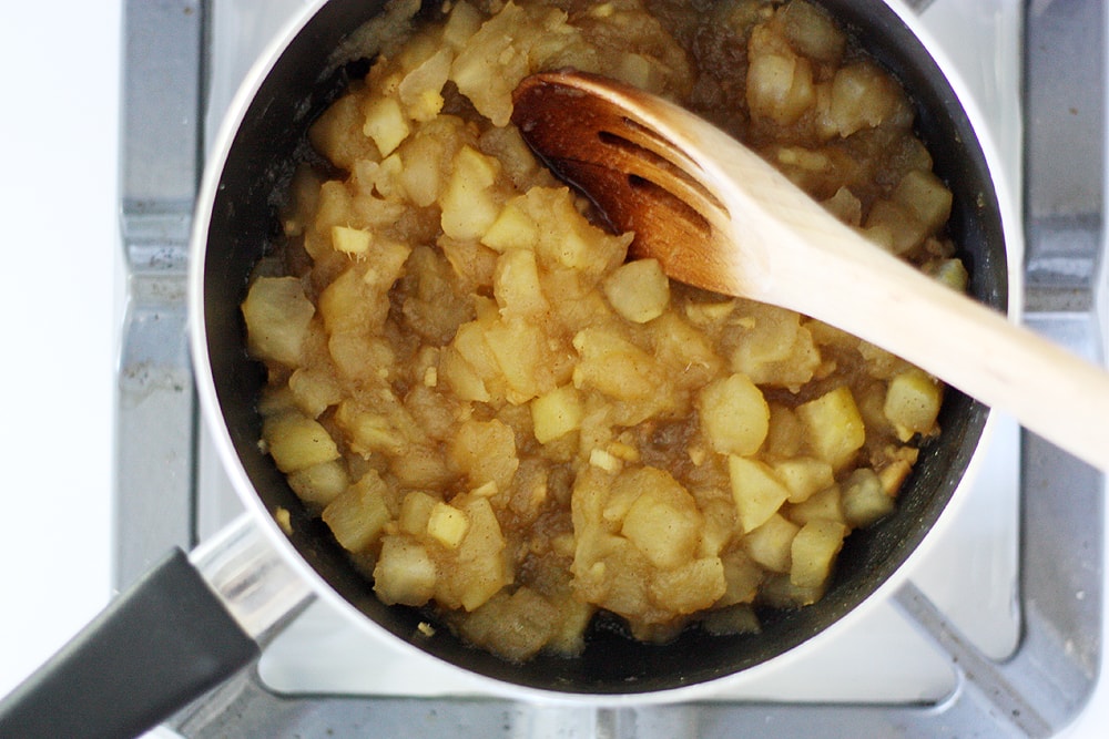 cooking apples in pan until done