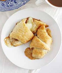 brown butter apple cheddar crescent rolls