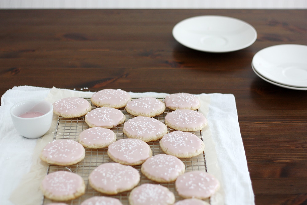 pink champagne cookies on cooling rack