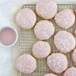 pink champagne cookies.