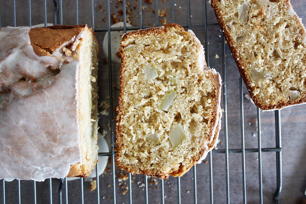 chai spiced coconut pear bread