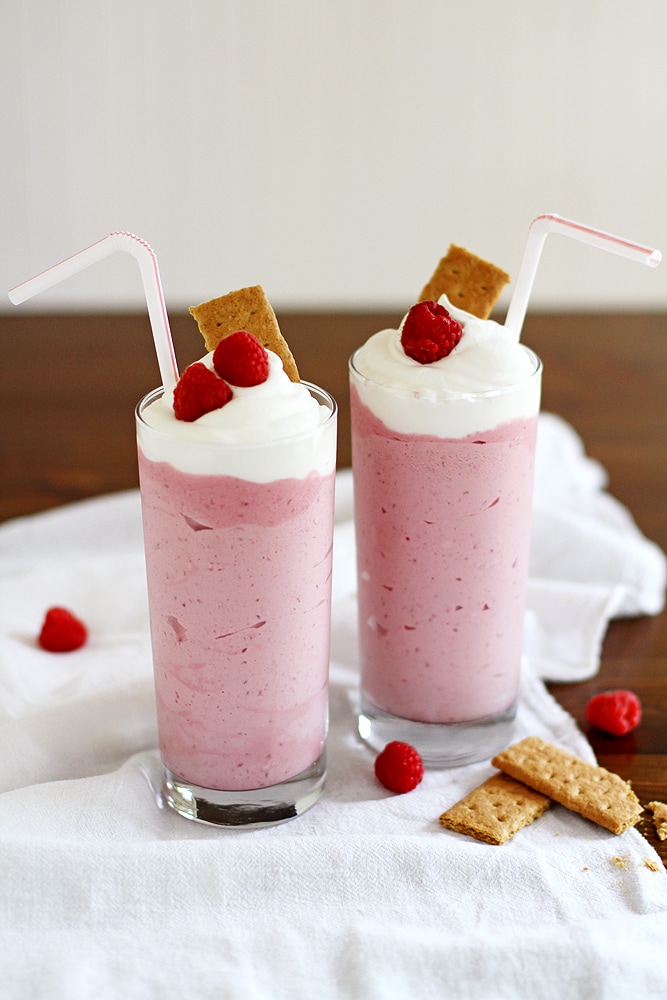 raspberry cheesecake milkshakes