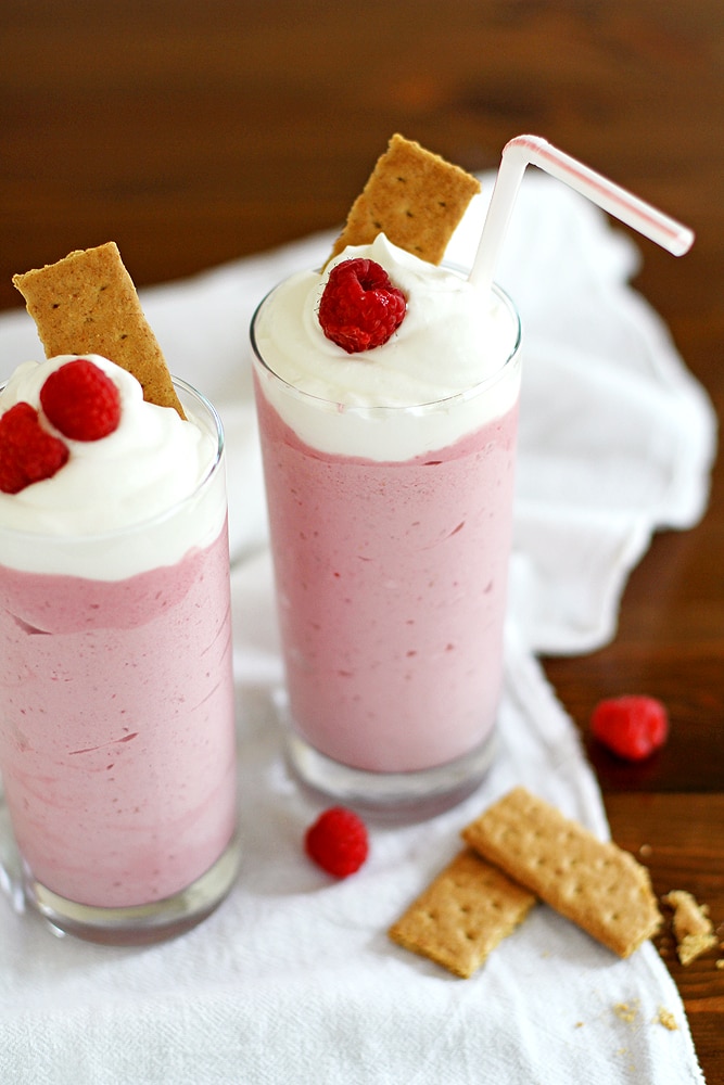 raspberry cheesecake milkshakes