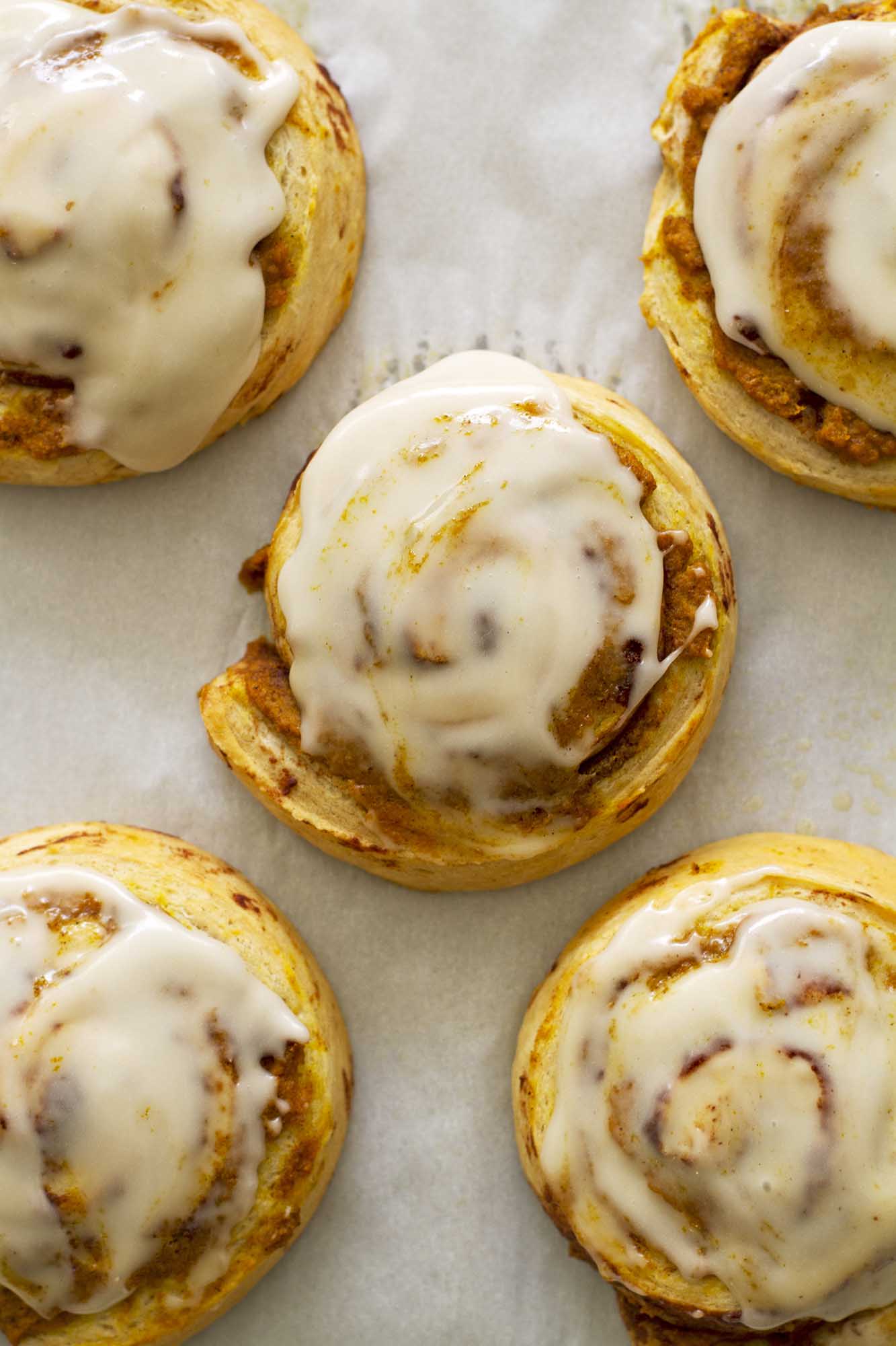 brown butter pumpkin cinnamon rolls