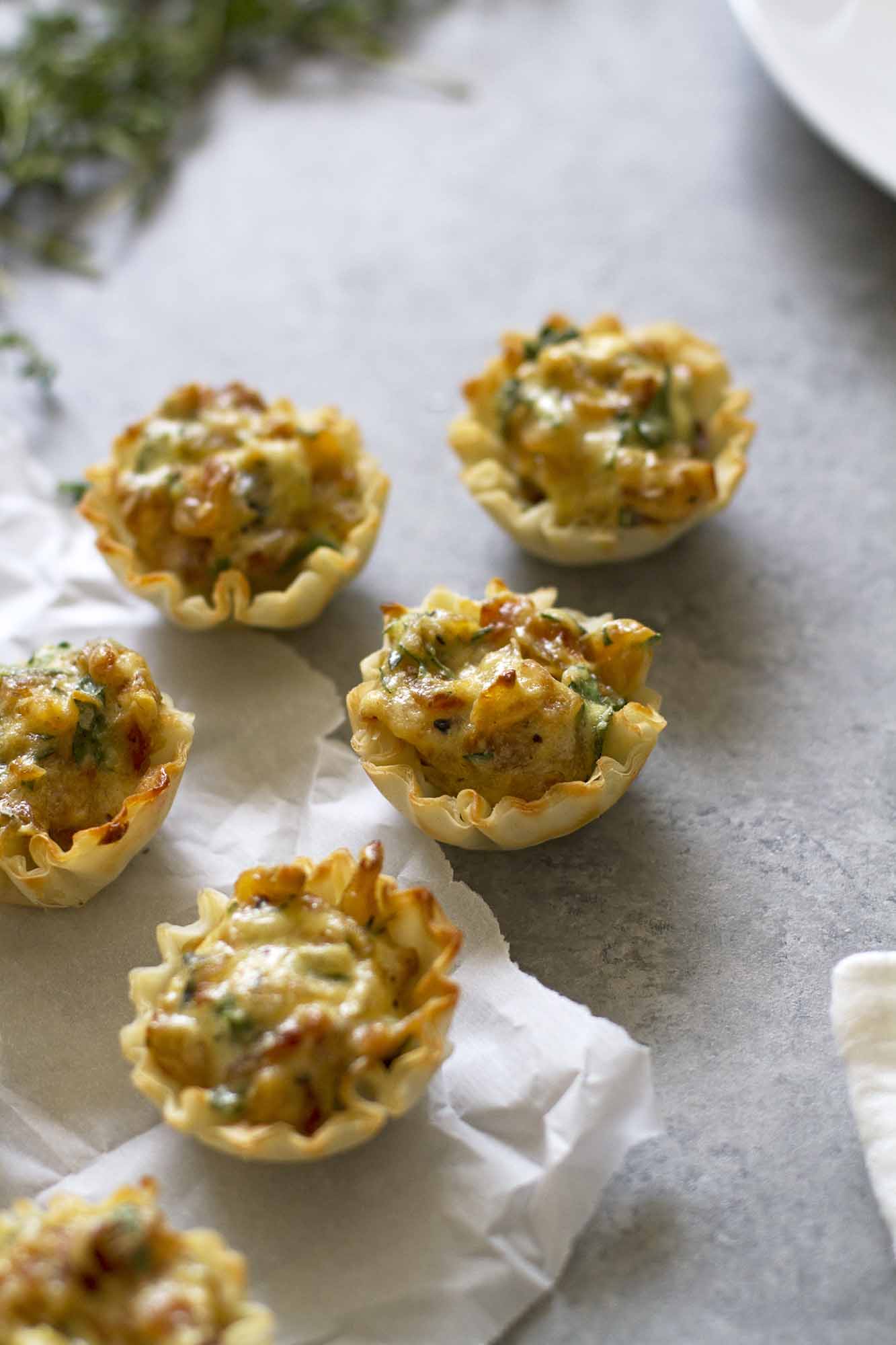 french onion tartlets close up