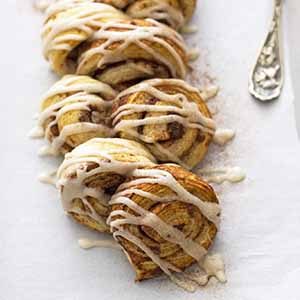 chai cinnamon pull apart bread.