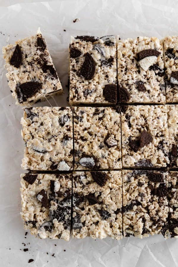 brown butter oreo rice krispie treats on a surface