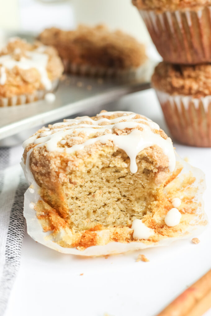 Muffin with coffee cake flavor.