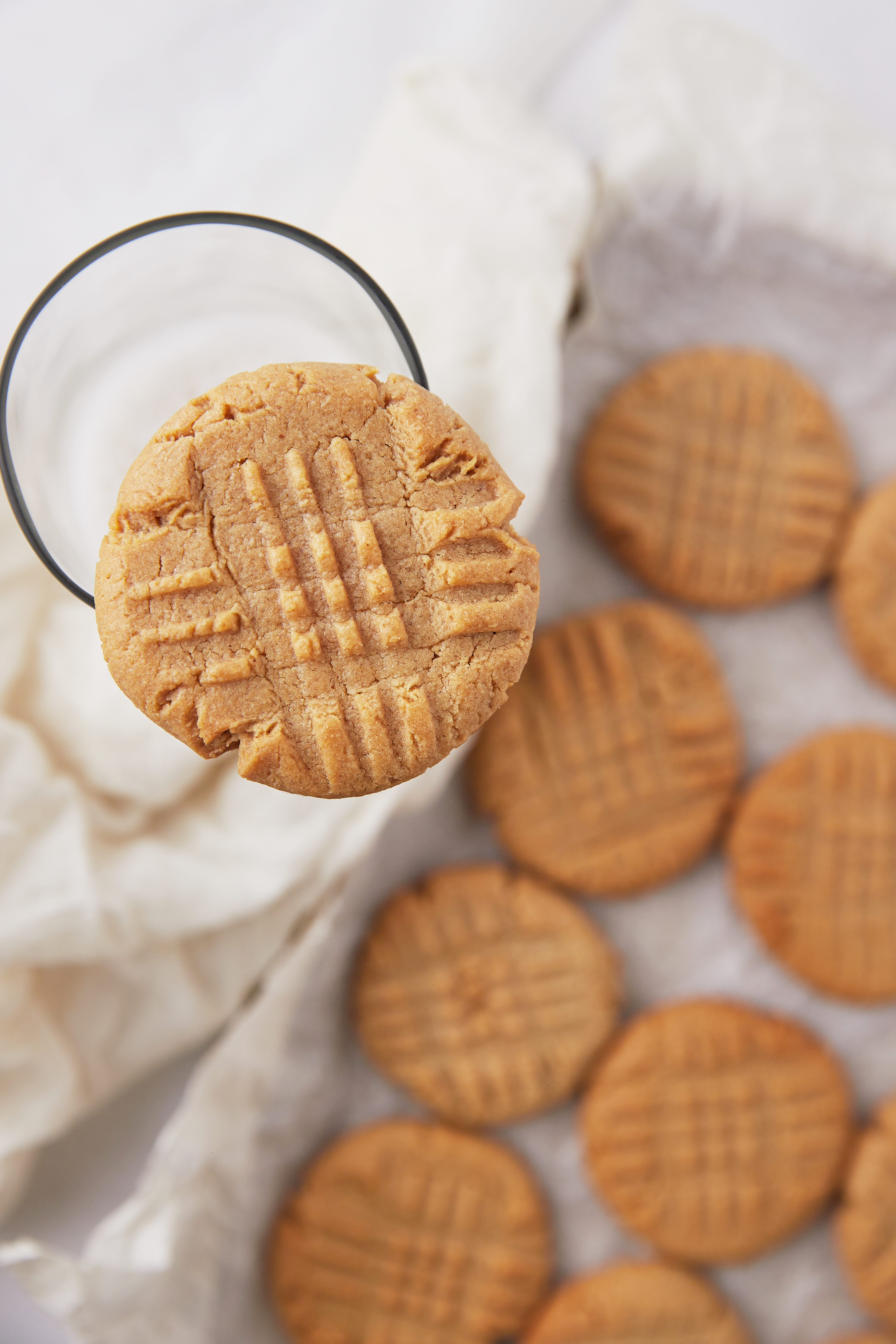 Criss cross cookies.